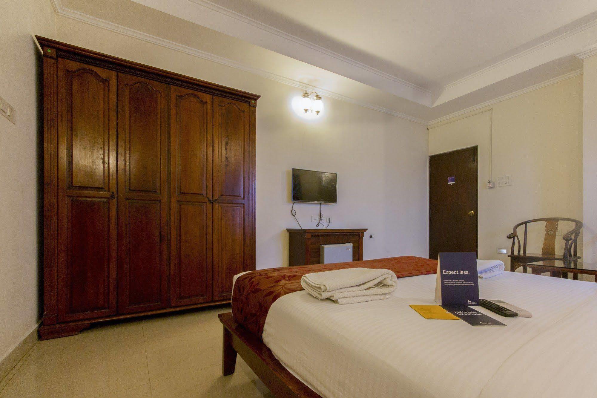 Capital O 66763 Blossoms Serviced Apartments Madrás Exterior foto
