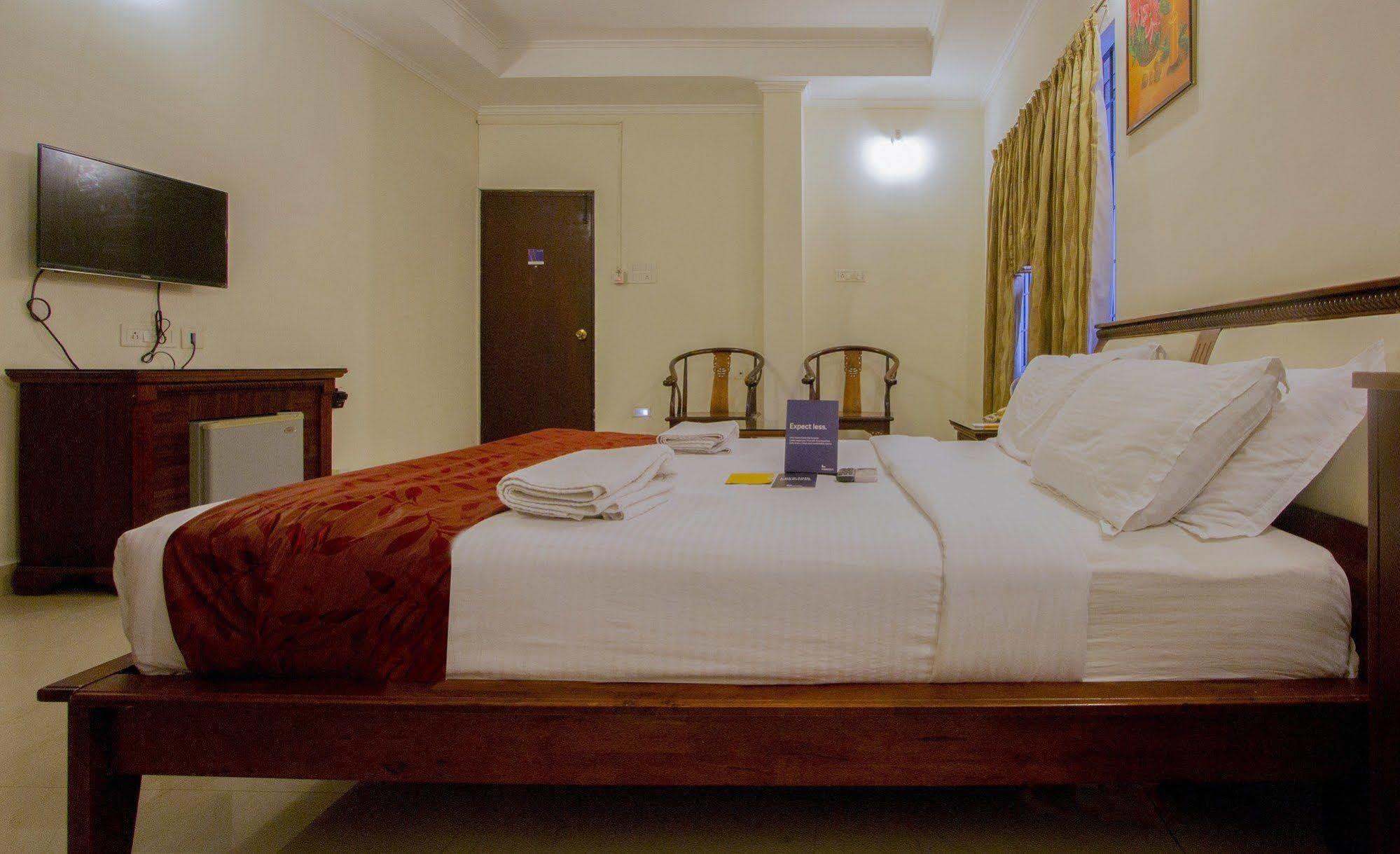Capital O 66763 Blossoms Serviced Apartments Madrás Exterior foto